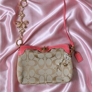 RARE Vintage Coach Pink Signature Turnlock Mini Purse